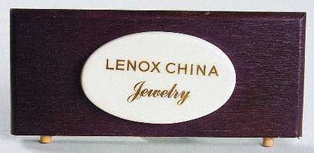 Advertising Signs Wood and Porcelain Advertising Sign