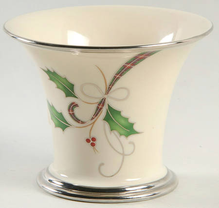 Holiday Nouveau Platinum (White) Candle Votive