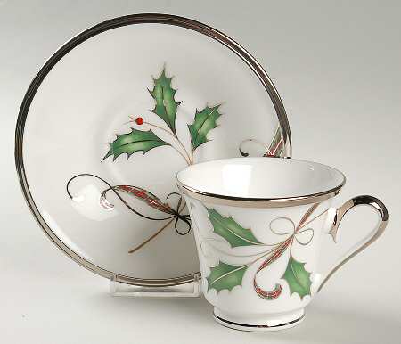 Holiday Nouveau Platinum (White) Footed Cup & Saucer Set
