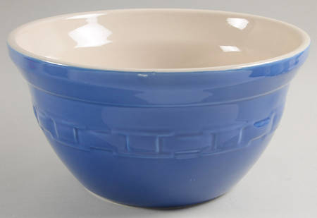 Woven Traditions Cornflower 11" Mixing Bowl