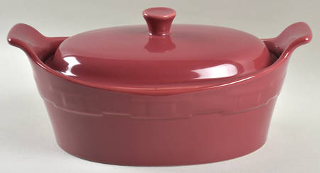 Woven Traditions Paprika 2 Quart Oval Covered Casserole