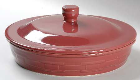 Woven Traditions Paprika Round Covered Baker