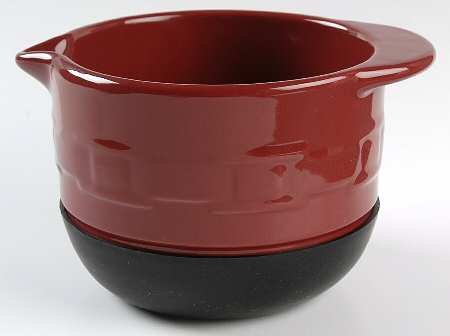 Woven Traditions Paprika 7" Stay Put Mixing Bowl