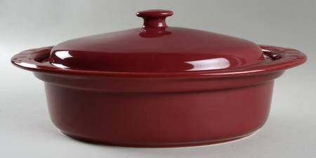 Woven Traditions Paprika 3 Quart Oval Covered Casserole