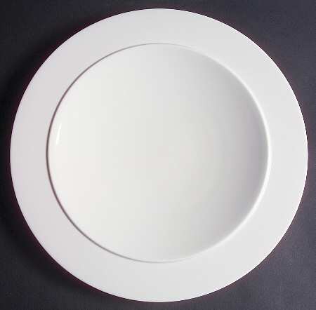 Ubiquity Cream Dinner Plate
