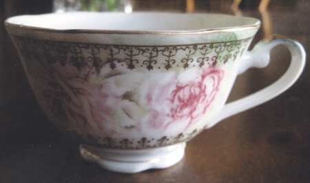 5519 Footed Cup