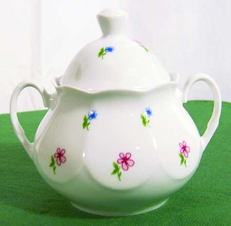LUI5 Sugar Bowl & Lid