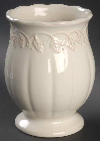 Vintage Vine Cream 8" Vase