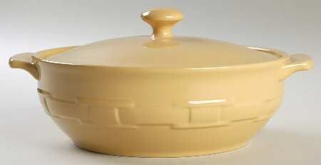 Woven Traditions Butternut 2 Qt Round Covered Casserole