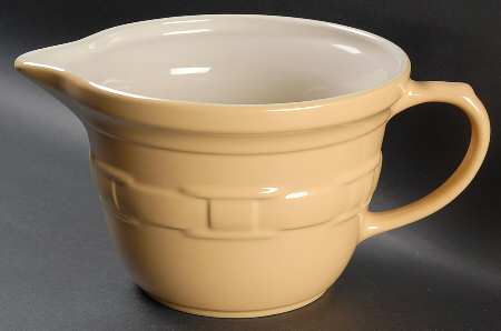Woven Traditions Butternut Batter Bowl