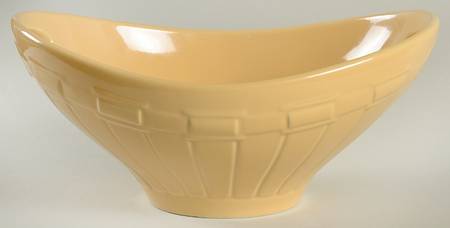 Woven Traditions Butternut 10" Oval Handled Bowl