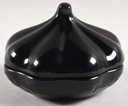 Woven Traditions Ebony Garlic Baker & Lid