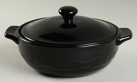 Woven Traditions Ebony 1.50 Pt Round Covered Casserole