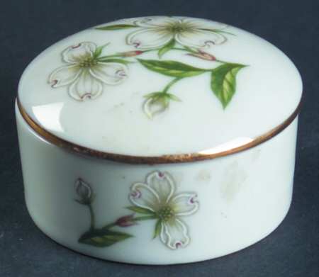 LEF68 Trinket Box with Lid