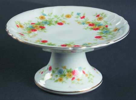 LEF72 Round Compote (Height X Width)