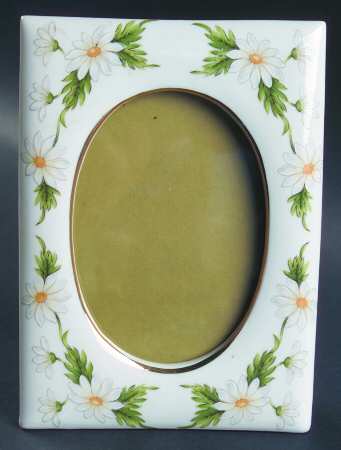 LEF75 Frame-Holds 3 1/2" X 4 1/2"