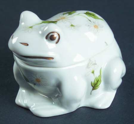 LEF75 Frog Box W/Lid