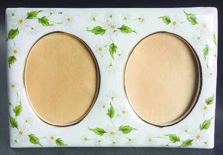 LEF75 Double Frame-Holds 2 1/2" X 3 1/2"