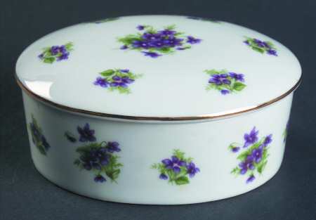 LEF77 Oval Box & Lid
