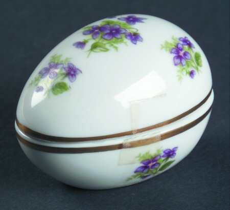 LEF77 Mini Egg Box & Lid