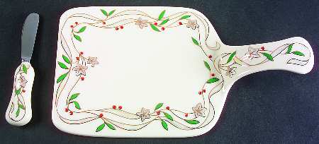 Frosted Berries (Giftware) Handled Cheese Boeard with Spreader (CHESPI)