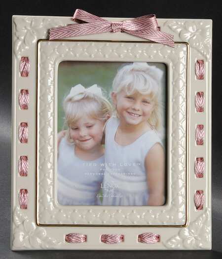 Tied with Love Felicity Frame