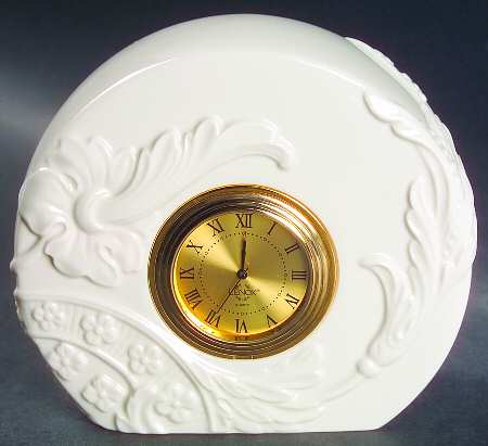 Grand Minuet Quartz Clock