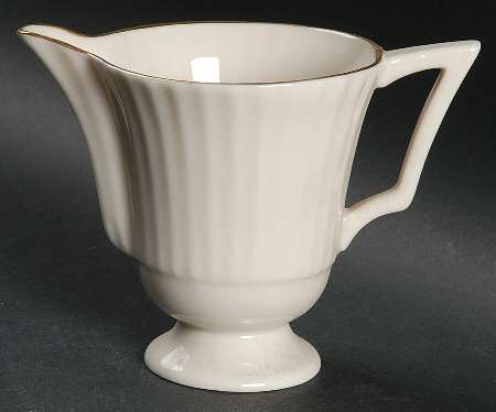 L148 Creamer