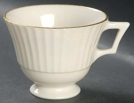 L148 Oversized Cup