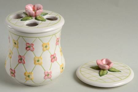 Dogwood Tumbler/Toothbrush Holder & 2 Lids