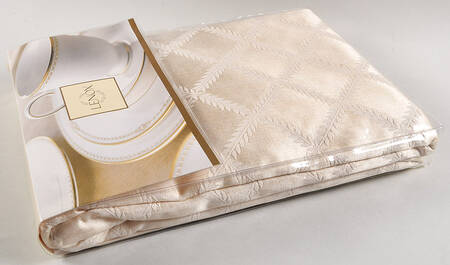 Laurel Leaf 70" x 104" Oblong Tablecloth by Lenox