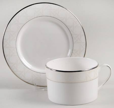 Carling Way Flat Cup & Saucer Set