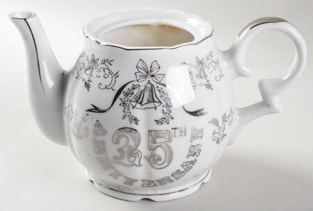 Anniversary Musical Teapot No Lid