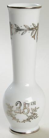 Anniversary 6" Bud Vase