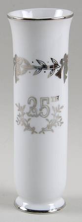 Anniversary 6" Vase