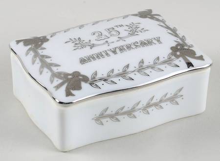Anniversary Cigarette Box & Lid