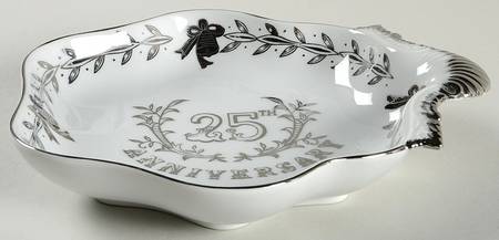Anniversary 8" Bon Bon