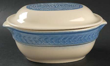 American Craft Cornflower 2 Quart Oval Covered Casserole