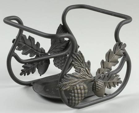 Baskets Metal Pillar Candleholder