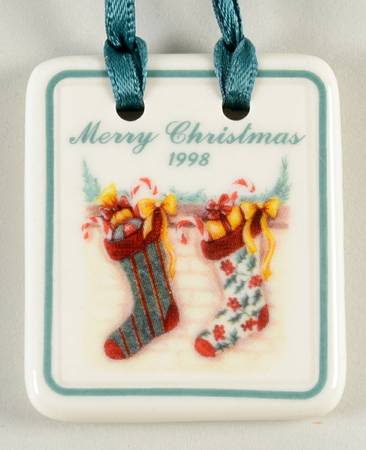 Baskets 1998 Christmas Tie-On Charm for Basket