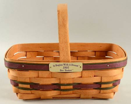 Baskets 1995 Bee "It Begins with a Dream" (Small Chore)