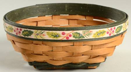 Baskets Green Little Holly Berry Basket