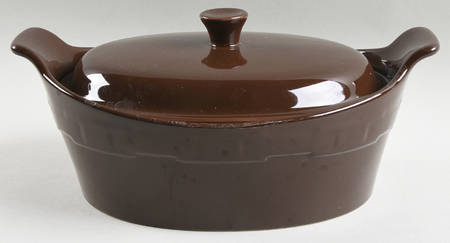 Woven Traditions Chocolate 2 Quart Oval Covered Casserole