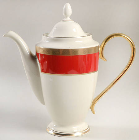 Embassy Coffee Pot & Lid