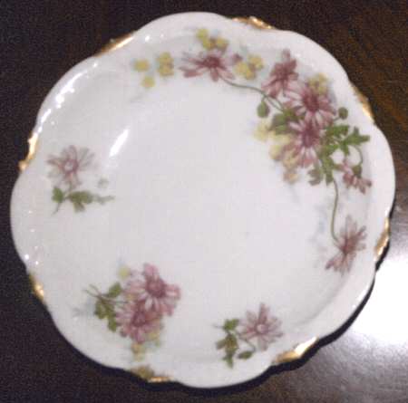 LEV6 Fruit/Dessert (Sauce) Bowl by Levy (Limoges)