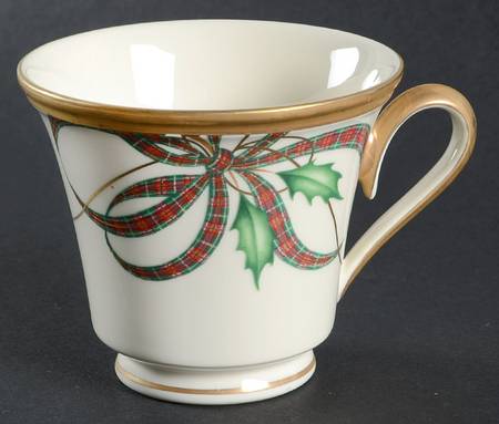 Holiday Nouveau Ribbon Footed Cup