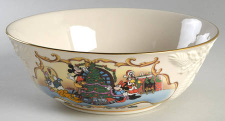 Disney Holiday 9" Round Decorative Bowl