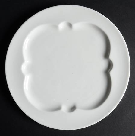 Regency Silhouette Accent Luncheon Plate