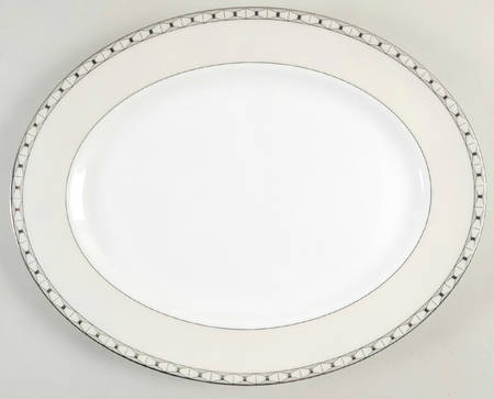 Signature Spade 13" Oval Serving Platter
