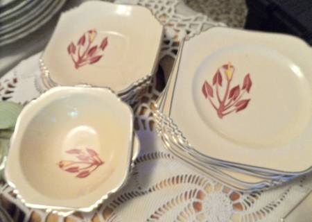 Calla Lily by Leigh Potters